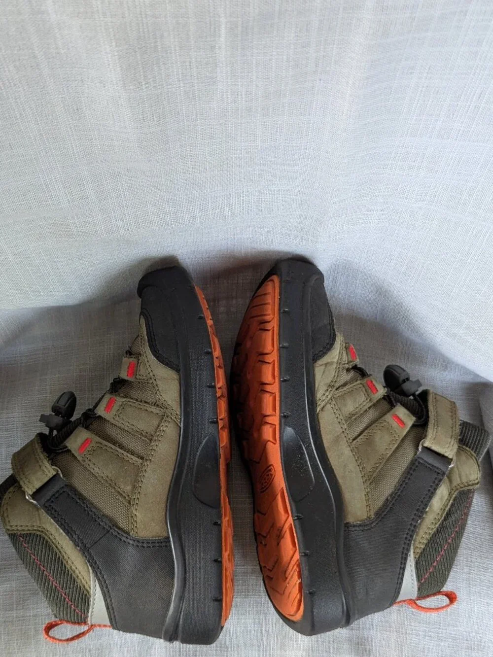 KEEN WATERPROOF HIKING BOOTS LITTLE BOYS SIZE 13 TAN BLACK